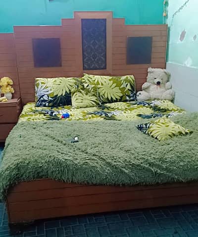 bed+3 door wardrobe+dresser+side table
