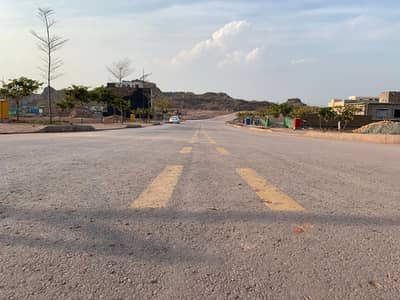 Plot For Sale in Sector M Boulevard Main Aveune Possession Utility Paid Best Location For Lviing Bahria Enclave Islamabad