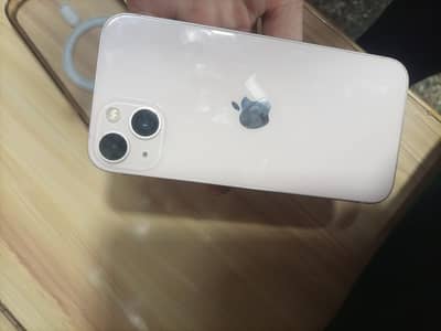 Apple iPhone 13