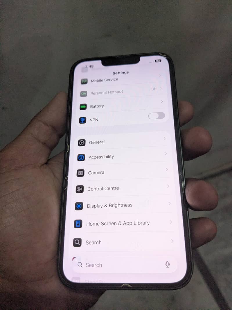 Apple iPhone 13 5
