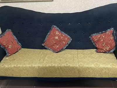 A 7 Seater Sofa For Families, Must buy it very cheap price.