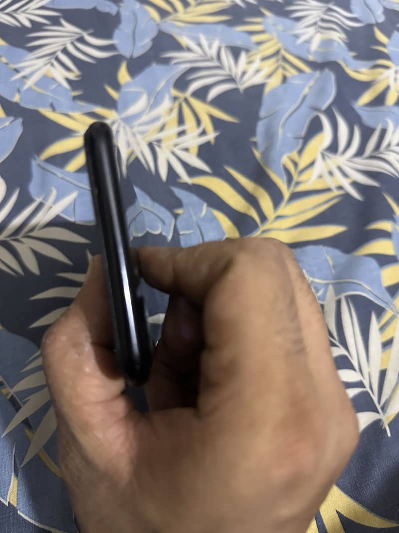 Apple iPhone 7 Plus 4