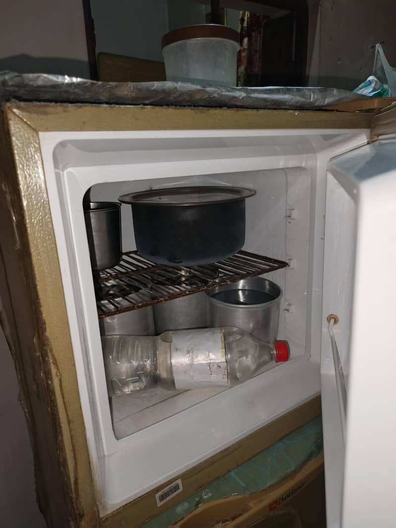 Dawlance fridge 7