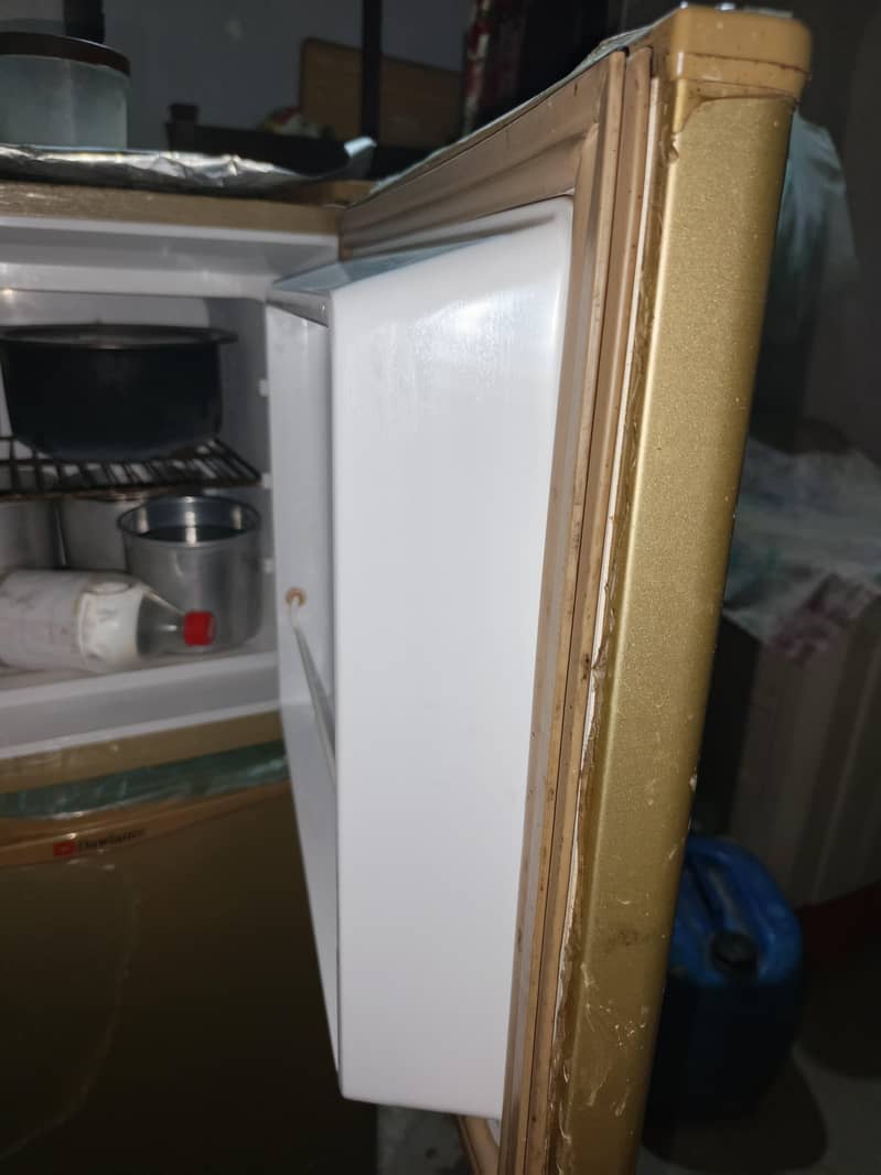 Dawlance fridge 9