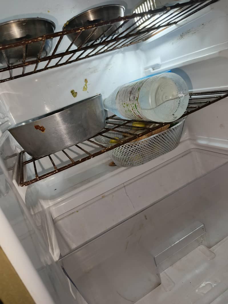 Dawlance fridge 15