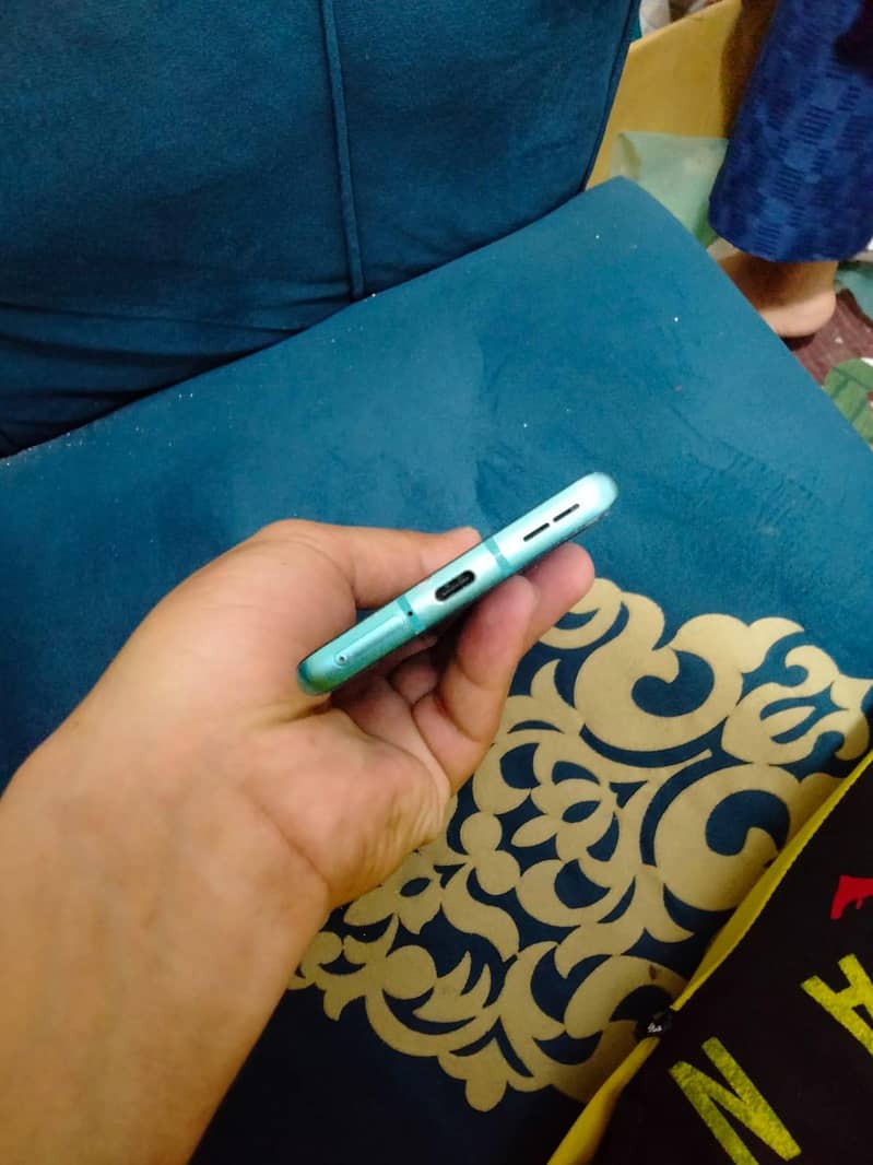 One Plus 8 Pro 7