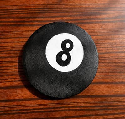 8 ball painting