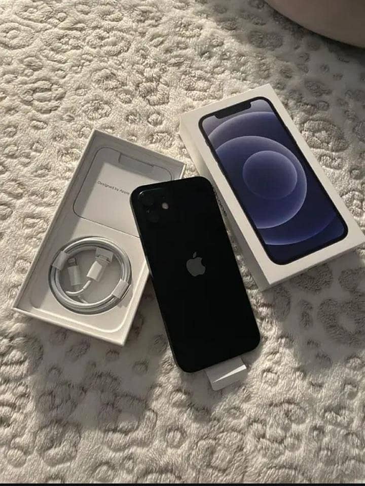 iPhone 12 3