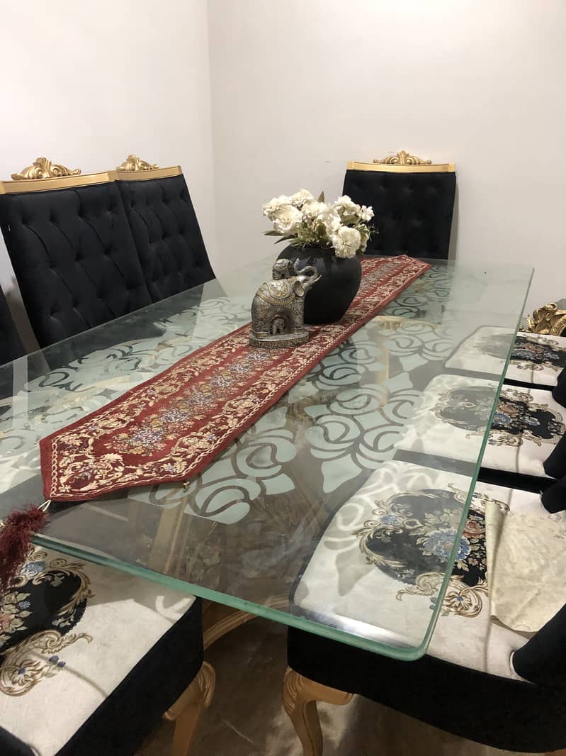 Dining table / table / chairs 0