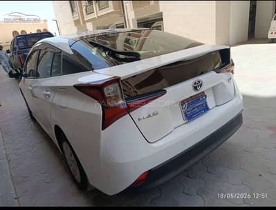 Toyota Prius 2021