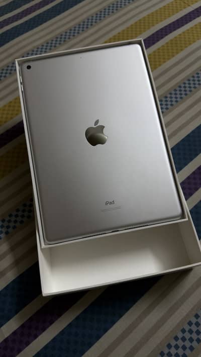 Ipad 9th Generation 64 Gb With Box