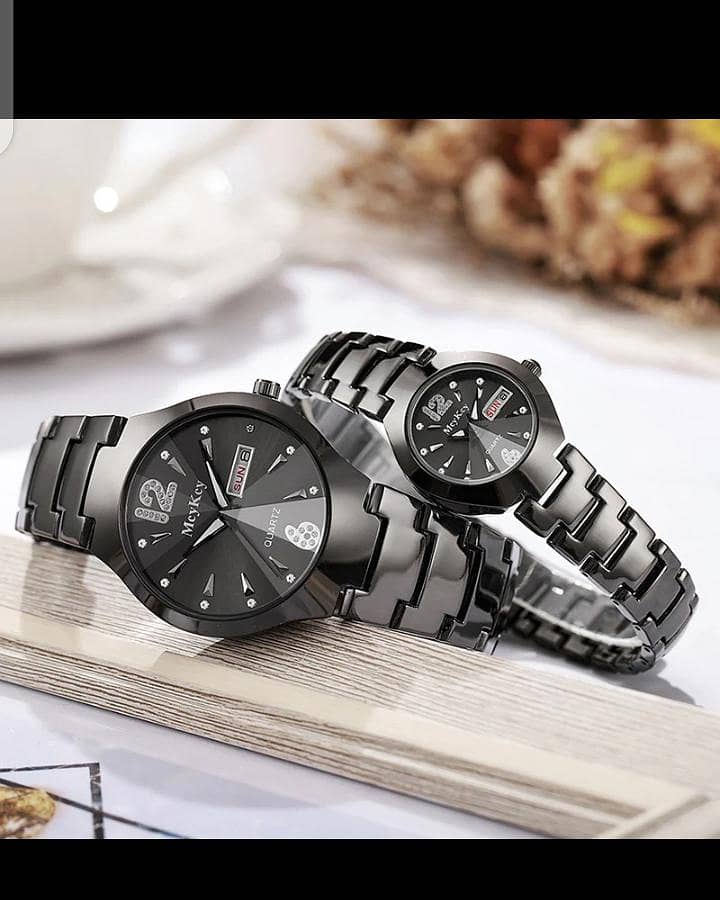 Couple watch 0
