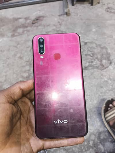Vivo Y17