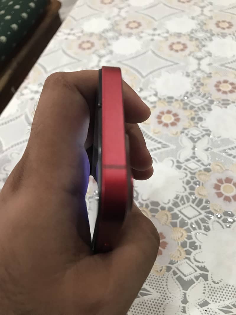Apple iPhone 13 mini 2