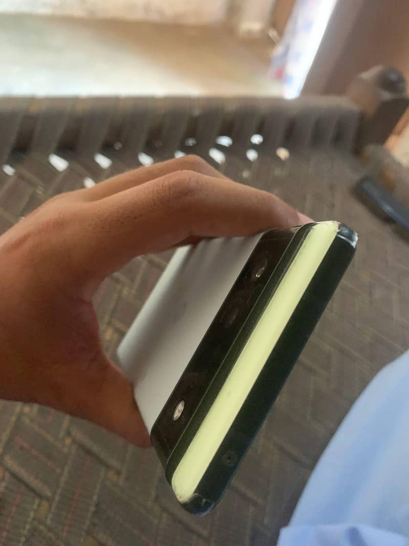 Google Pixel 6 5