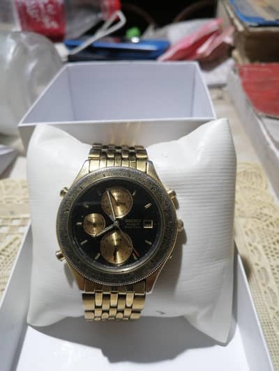 Seiko Quartz World Timer (Panda Edition)