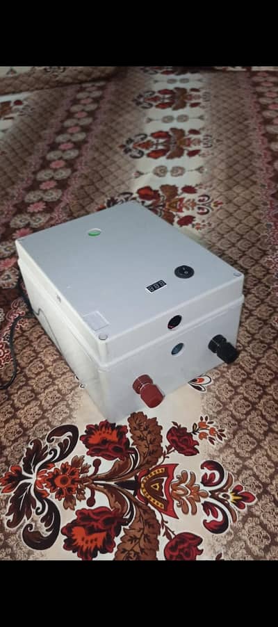 Lifepho4 battery powervank 12v out put 30ah capacity with charger