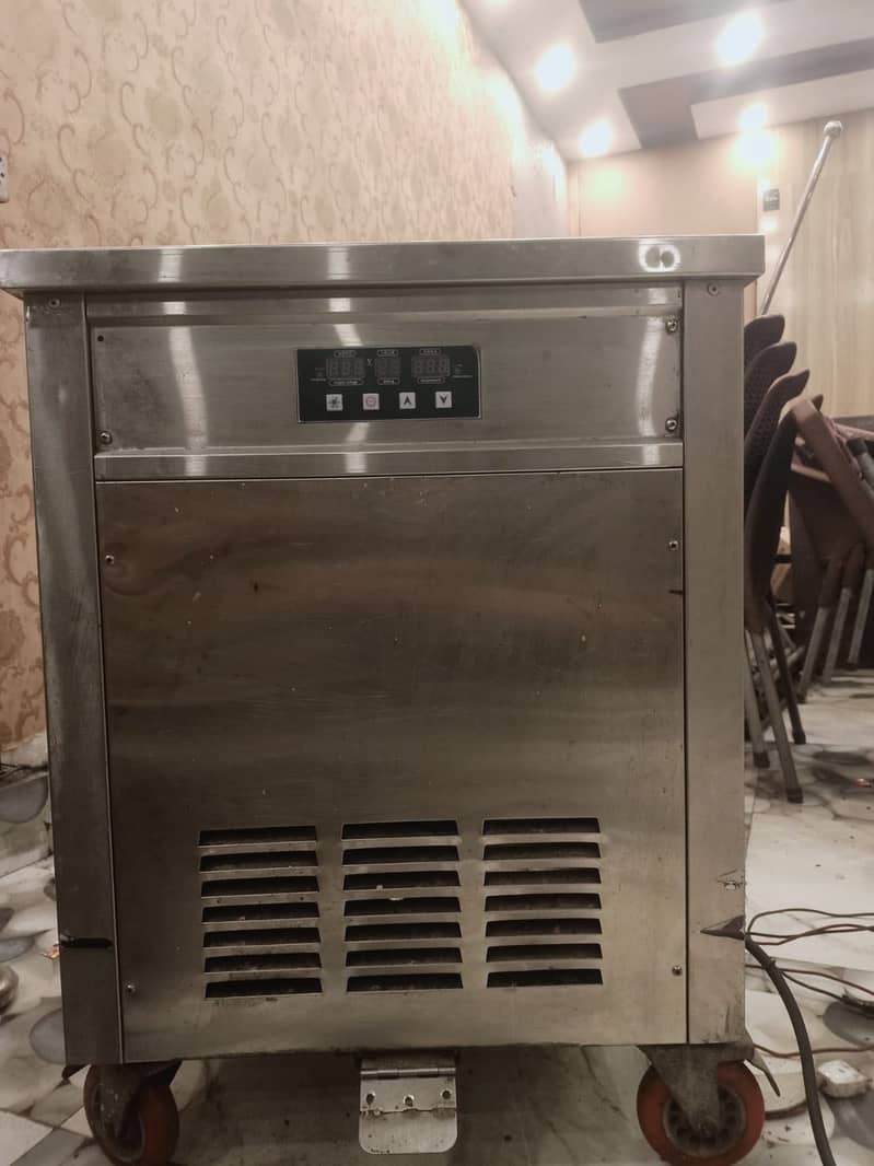 Ice roll machine 0