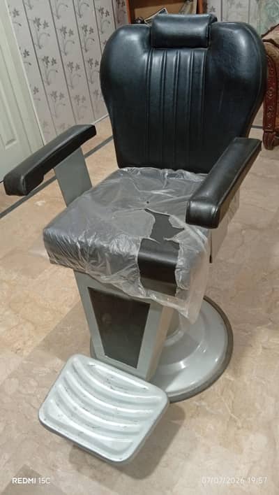 Chair/ Salon Chair/ Salon Chair Unit/ Chairs for Salon