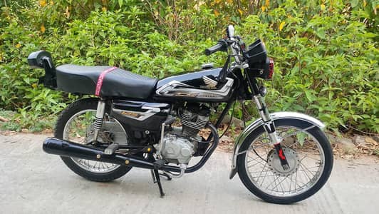 Honda cd 125 all ok brand new condition 10/10