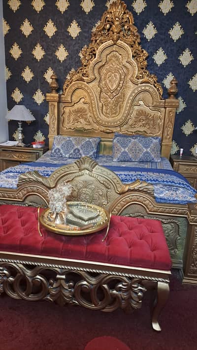 Luxury Solid Sagwan (Teak) Wood Bedroom Set