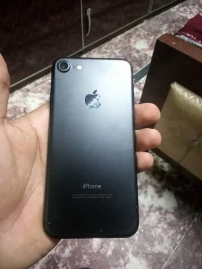 Apple iPhone 7