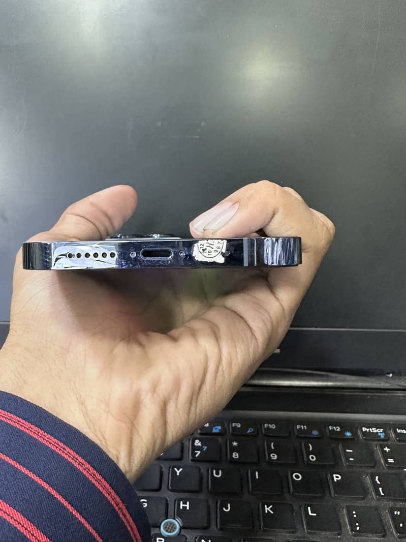 Apple iPhone 13 Pro Max 3