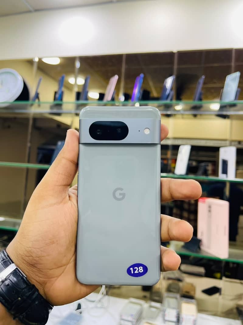 Google Pixel 8 1