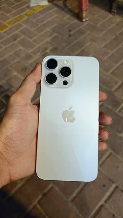 Apple iPhone 15 Pro Max