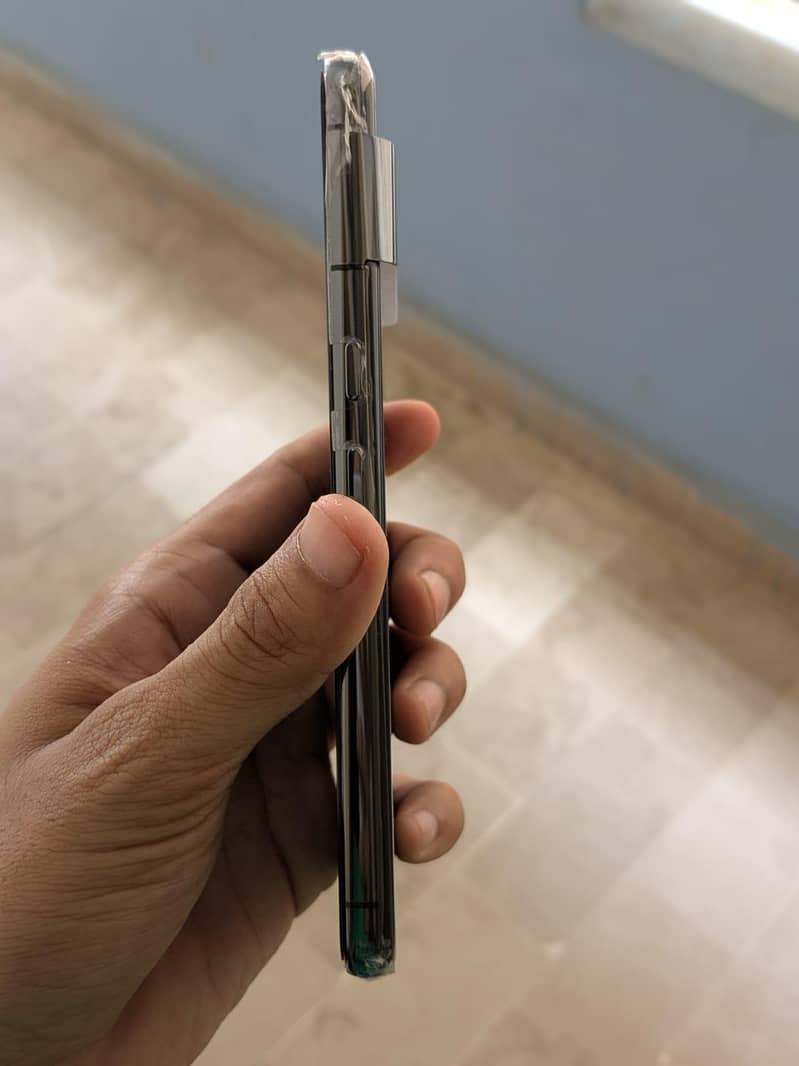 Google Pixel 8 Pro 4