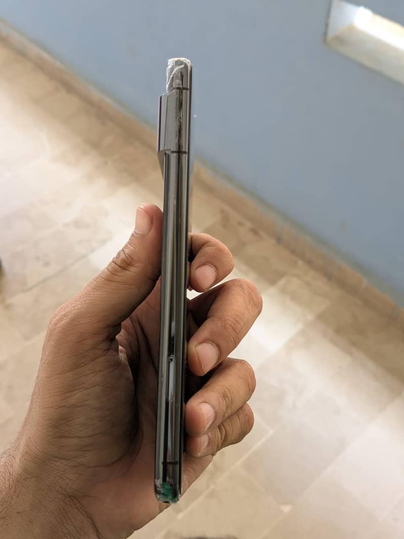 Google Pixel 8 Pro 6