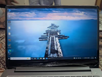 Lenovo IdeaPad 530s 141kb Core I5 Gen8 8GB 256GB NVME