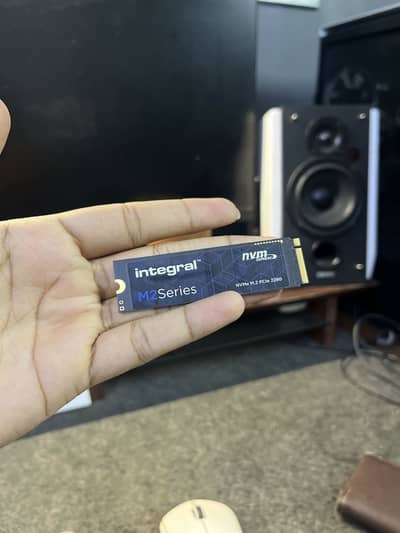 NVMe SSD 1TB