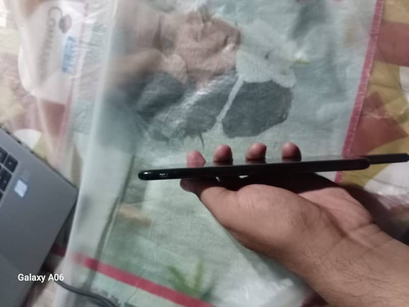 Apple iPhone 7 Plus 0