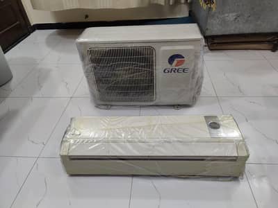 GREE 1.5 TON AIR CONDITIONER EXCELLENT CONDITION