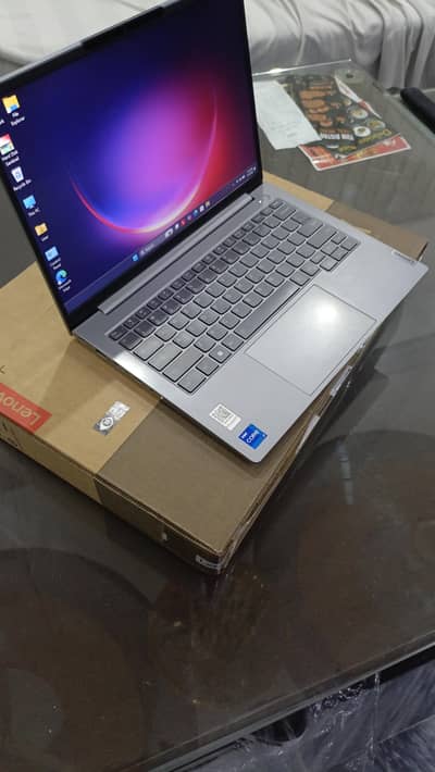 Lenovo Thinkbook 14 G6 irL i7 13 th