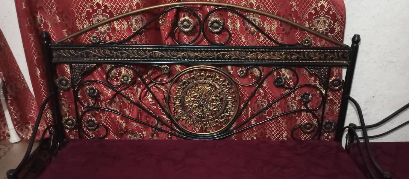 Iron Sofa Set with Table 0