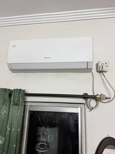 Gree 1 ton and inverter