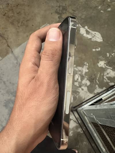Apple iPhone 14 Pro