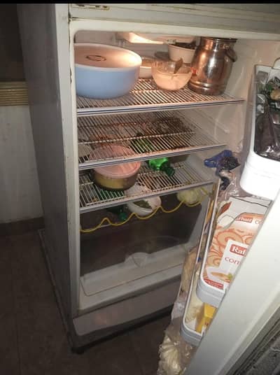 DAWLANCE Refrigerator