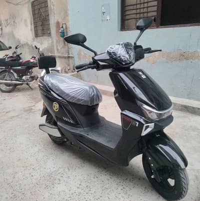 JP Cruse 1500 electric scooter for sale brand new electric bike