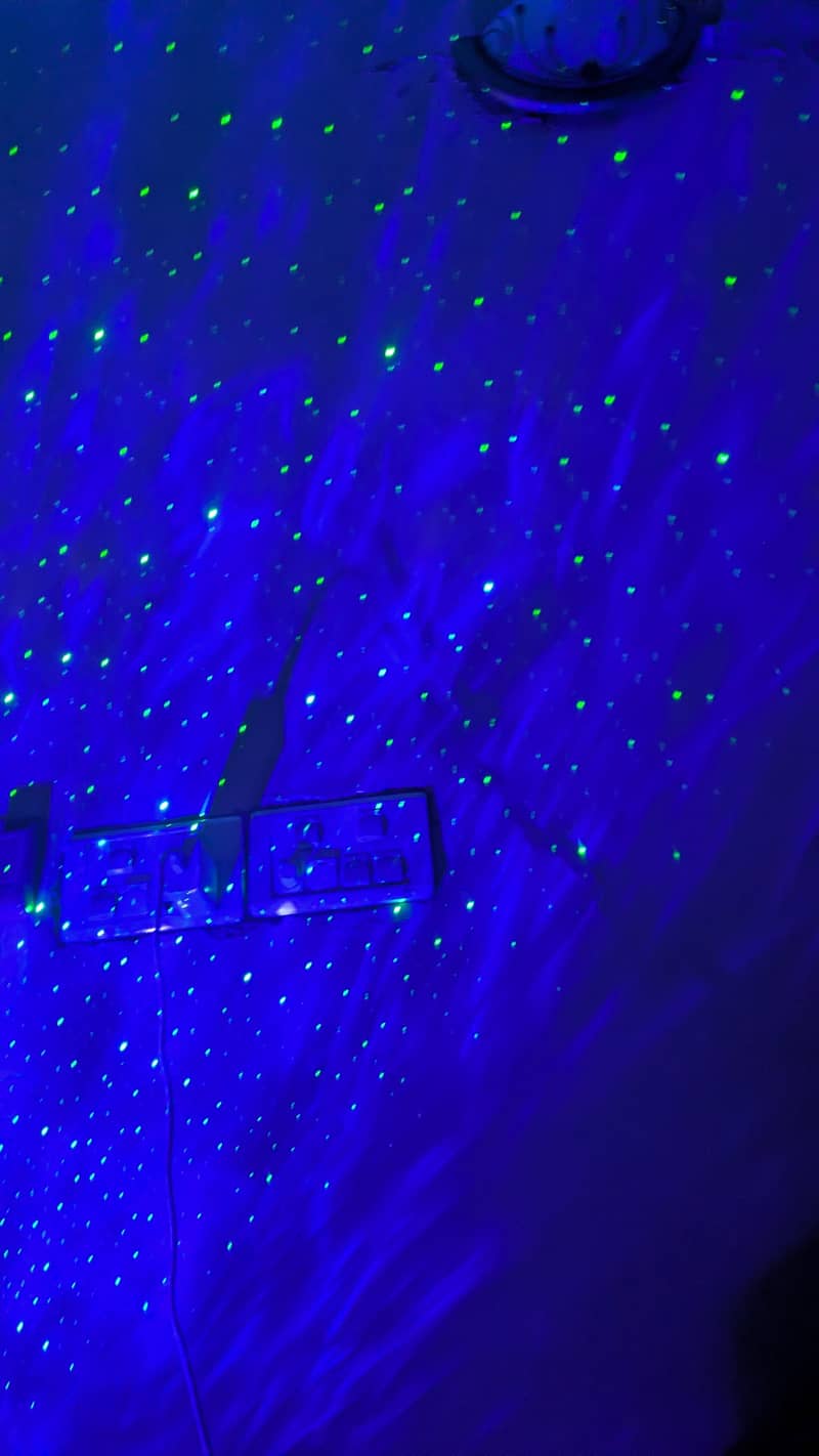 STARRY PROJECTOR LIGHT 3