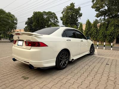 Honda Accord cl9
