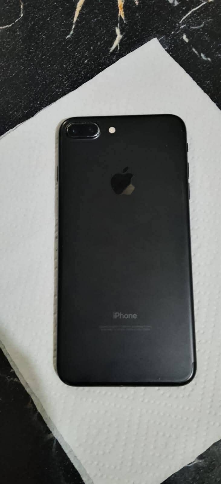 Apple iPhone 7 Plus 0