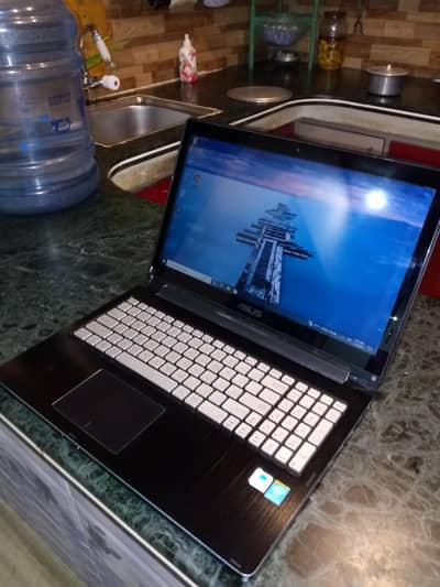 ASUS Q502L Laptop For sale