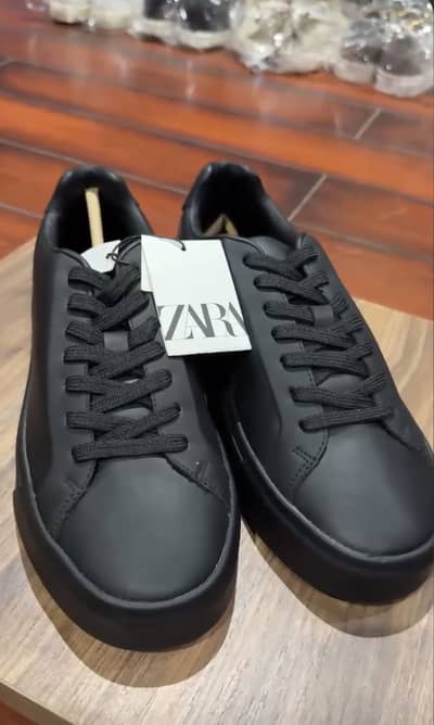 Zara Sneakers