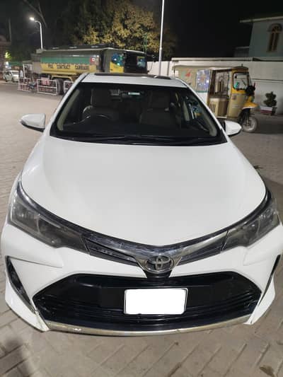 Toyota Corolla Altis Grande 2015