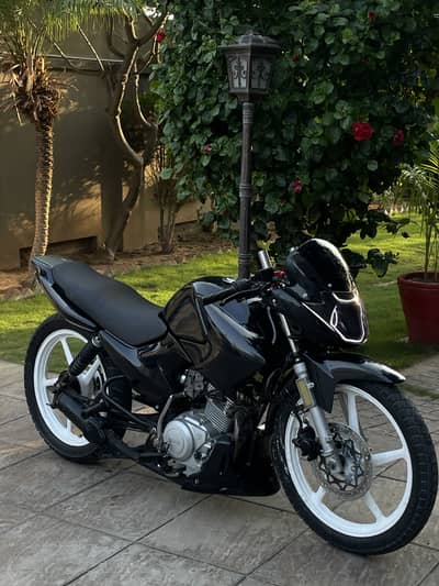 Yamaha ybr esd
