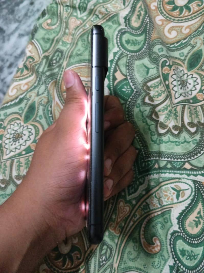 Google Pixel 8 2