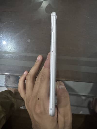 Iphone 8 plus white colour only mobile